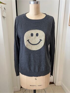 Charcoal Smiley Crewneck Sweater - Women